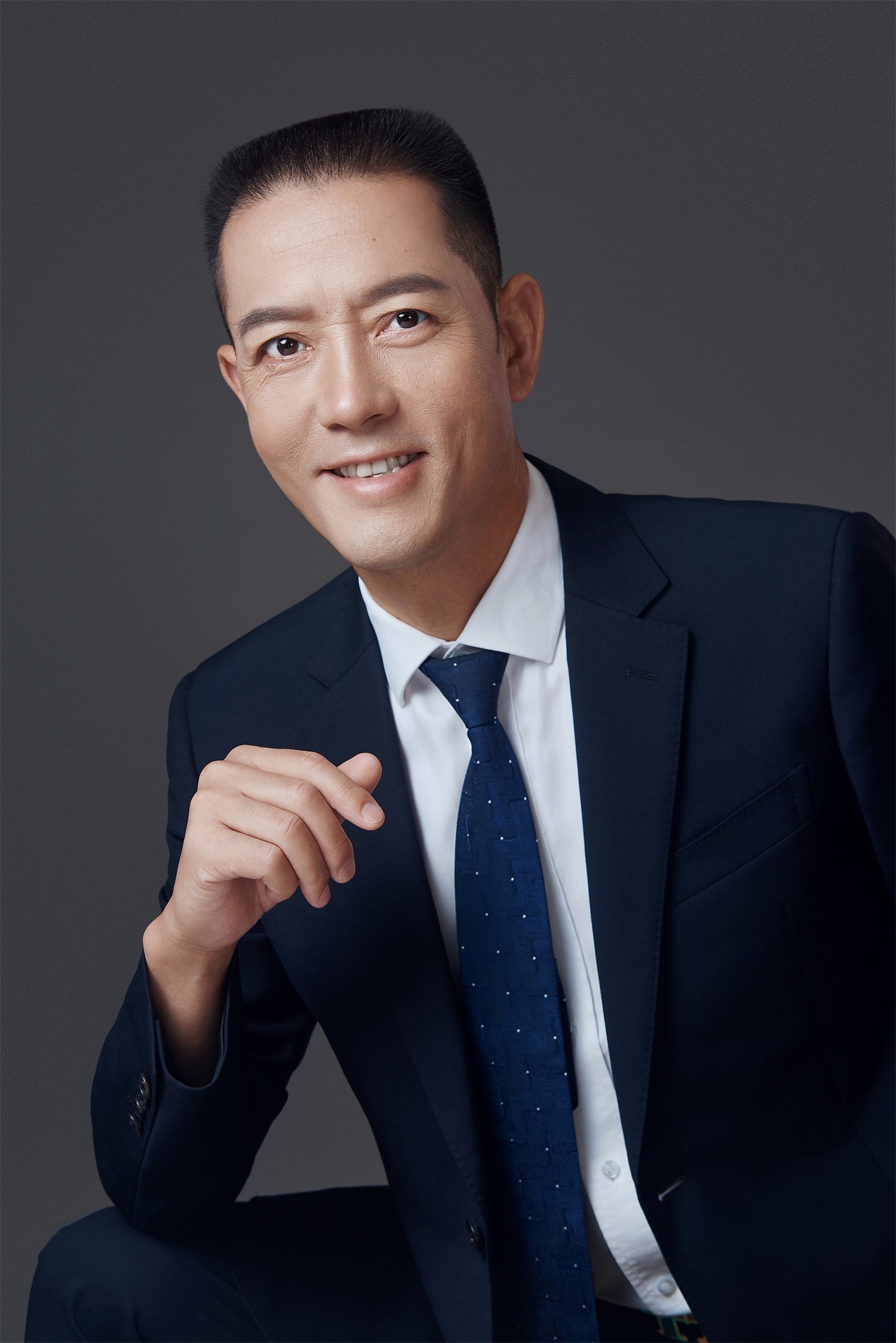 邓洪九